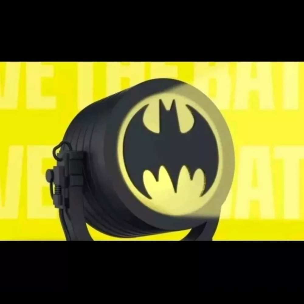 Batman Bat Signal 2024 AMC Popcorn Bucket DC Comics 85th Anniversary New - Picture 8 of 9